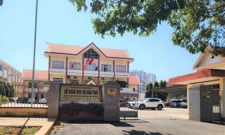 Sở GD-ĐT tỉnh Đắk Lắk xác nhận tình trạng chậm trễ trao thưởng cho các em học sinh.