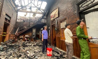 Căn nhà của ông L. bị lửa thiêu rụi