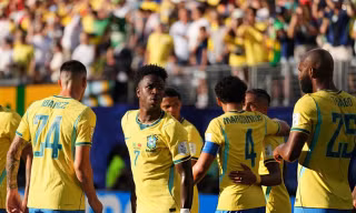 Trực tiếp Brazil vs Haiti, 07h30 ngày 20/6: Mệnh lệnh phải thắng