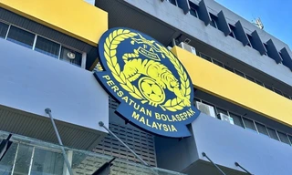 Lãnh đạo bóng đá Malaysia rủ nhau từ chức tập thể