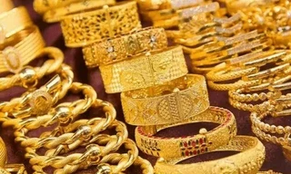 Cú rơi mạnh nhất 5 năm kích hoạt làn sóng mua vàng ồ ạt