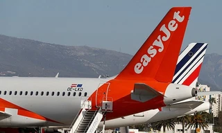 Phi công EasyJet sốc nặng khi bẻ lái tránh tai nạn thảm khốc 