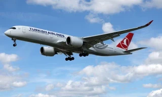 Thi thể một hành khách mất tích bí ẩn sau khi máy bay hạ cánh khẩn cấp