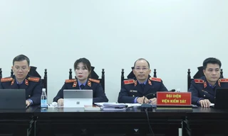 Viện kiểm sát đề nghị tuyên buộc nhóm buôn lậu hơn nửa tấn vàng nộp lại hơn 1.200 tỷ đồng