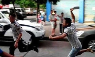 Chém bạn học của người tình vì đưa nhau đi họp lớp về muộn