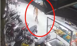 Ảo giác sau khi sử dụng ma túy, gã trai cầm dao ra đường đuổi chém nhiều người