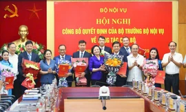 Bộ trưởng Bộ Nội vụ điều động, bổ nhiệm 9 cán bộ