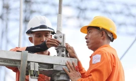 Áp dụng giá điện 2 thành phần: Ai hưởng lợi?