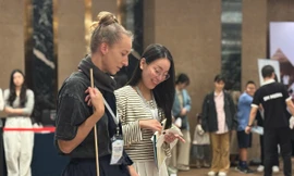 Ngắm sắc màu tài năng Việt trước hành trình tới Louvre