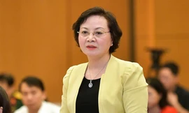 Bộ trưởng Nội vụ nói về lộ trình điều chỉnh mức lương tối thiểu 