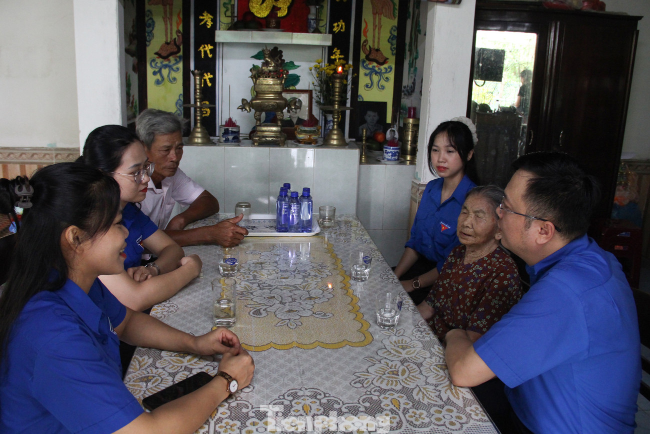 tp-da-nang-bua-com-ben-me-4.jpg