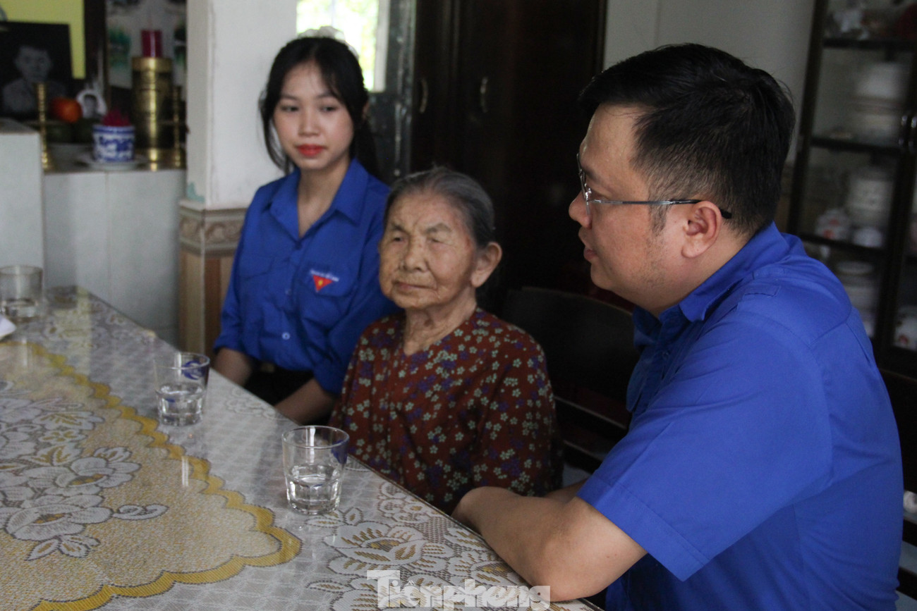 tp-da-nang-bua-com-ben-me-3.jpg