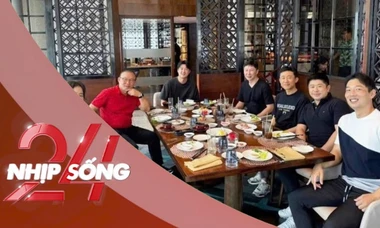 NHỊP SỐNG 24: Hình ảnh gây chú ý của HLV Park Hang-seo và HLV Kim Sang-sik
