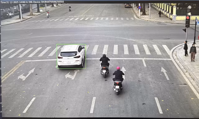 2.580 xe bị camera AI phát hiện vi phạm ở Hà Nội và cách tra cứu