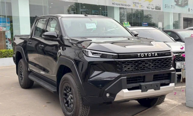 Nhiều mẫu xe mới ra mắt Việt Nam đã khan hàng trước Tết