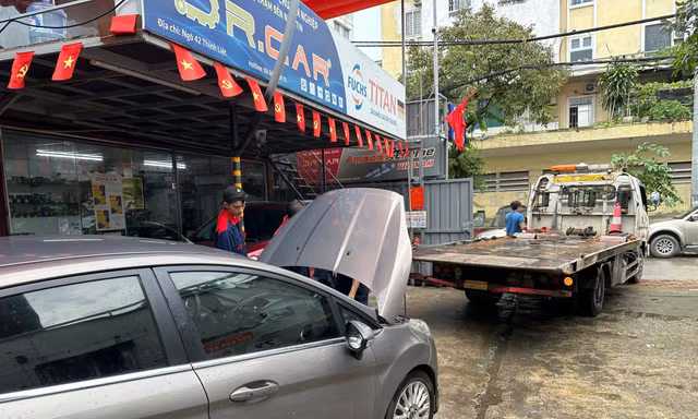Nhận diện, xử lý ô tô bị ngập nước