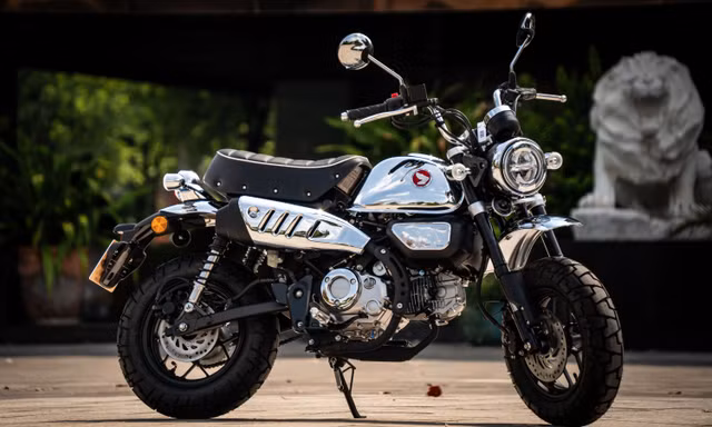 Honda Monkey Chrome Legacy đầu tiên được nhập về Việt Nam