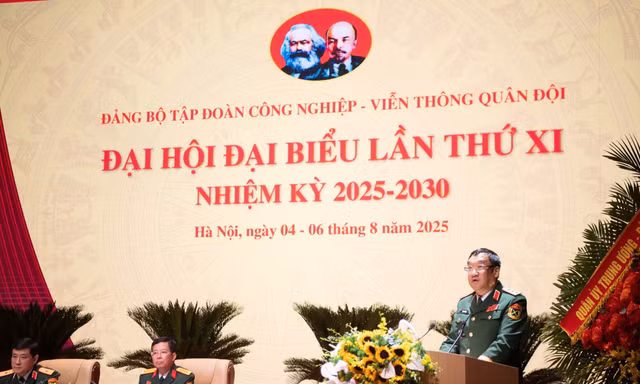 VIETTEL đặt mục tiêu tăng trưởng 2 con số, đưa Việt Nam trở thành quốc gia xuất khẩu công nghệ cao