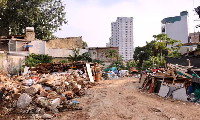 Dự án đường 420 mét giữa Thủ đô 9 năm chưa khởi công 