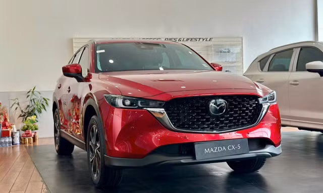Mazda CX-5 có giá ‘chạm đáy’ phân khúc