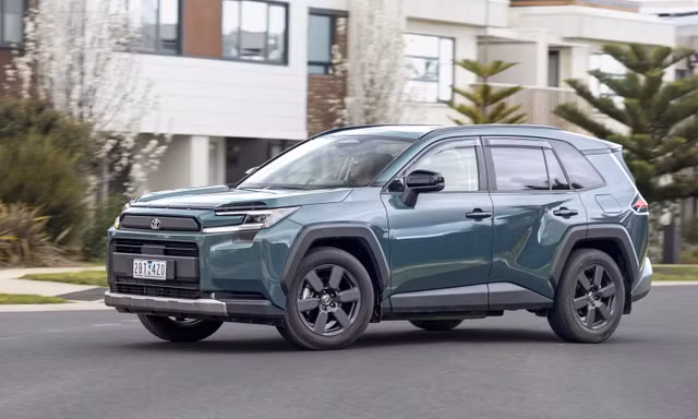 SUV hybrid mới của Toyota đang gây sốt, có về Việt Nam?