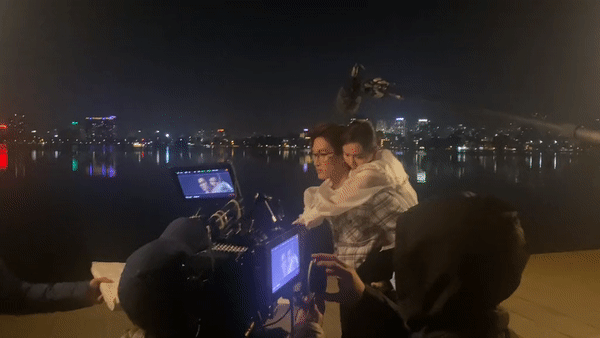 Hai nhân vật có nhiều phân cảnh tình cảm