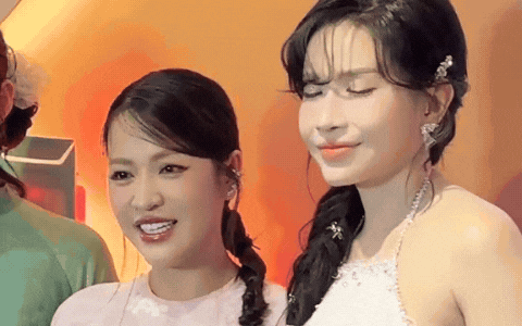 Hai nữ diễn viên bất ngờ hội ngộ ở một sự kiện gần đây.