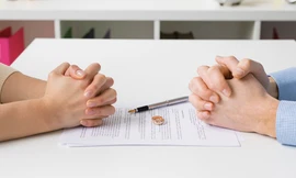 Đề xuất mở rộng quyền của người chồng khi phát hiện vợ mang thai với người khác