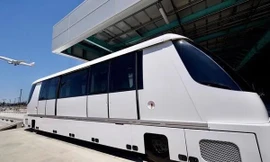 Xe khách va chạm ở sân bay Dulles, 18 người bị thương