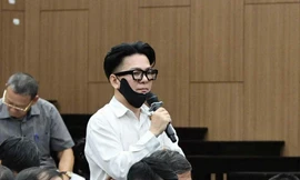 Ca sĩ Vũ Hà khai đánh bạc trong túi chỉ có 5 - 10 triệu đồng