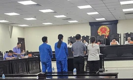 Hai cựu Kiểm sát viên lĩnh án tù vì nhận tiền để giúp người phạm tội hưởng án treo