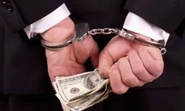 Xét xử cựu kiểm sát viên đưa, nhận hối lộ giúp 6 người được hưởng án treo