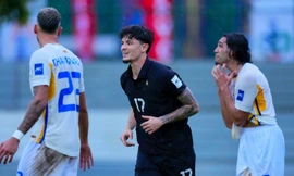 Tuyển Thái Lan xáo trộn lực lượng khi HLV Hudson nắm quyền.