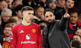 Hai lần Man Utd chết hụt và bài toán khiến HLV Amorim bất lực