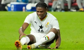 Hình ảnh sốc: Cầu thủ Nhật Bản sút gẫy chân tuyển thủ Ghana