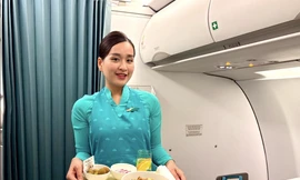 Vietnam Airlines mang đặc sản nhãn lồng Hưng Yên lên chuyến bay