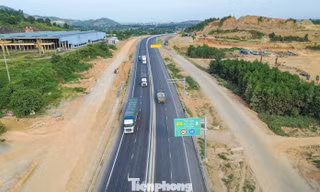 Lý do cấm ô tô khách, xe tải nặng đi cao tốc La Sơn - Hòa Liên