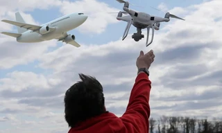 Vật thể lạ, UAV uy hiếp an toàn hàng không như thế nào?