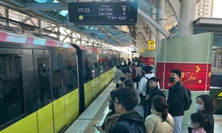 Hà Nội: Gần 6 triệu lượt khách nhận diện sinh trắc học, VNeID đi metro 