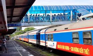 Dừng chạy tàu Hà Nội - Vinh, TPHCM tránh bão số 5