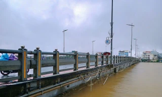 Cấm cầu Châu Ổ trên quốc lộ 1 qua Quảng Ngãi 