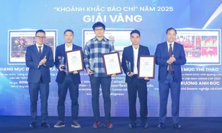 Lễ trao giải ảnh 'Khoảnh khắc Báo chí' 2025: Tôn vinh các tác giả xuất sắc, đi cùng đất nước và đồng hành với nhân dân
