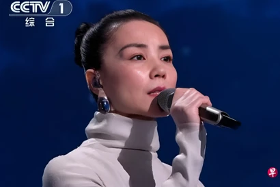 Vương Phi khiến dư luận dậy sóng