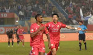 HIGHLIGHT: Công an Hà Nội ngược dòng nghẹt thở Ninh Bình bằng hat-trick của Alan