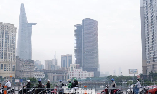 Chuyên gia nói về 'hiện tượng thời tiết đặc trưng vào cuối năm' ở TPHCM