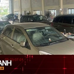 TIN NHANH: Ngày đầu cấp giấy chứng nhận kiểm định điện tử: 'Cú sốc' đầu tiên