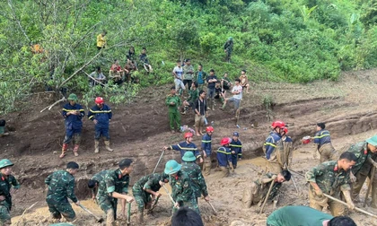 Tìm thấy 5 thi thể bị lũ cuốn trôi ở Điện Biên