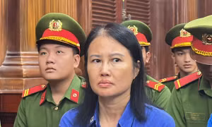Hoàng Thị Thúy Nga tại phiên tòa.