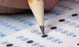 Bạn đã bao giờ tự hỏi: Vì sao khi thi trắc nghiệm bạn luôn được yêu cầu sử dụng bút chì?
