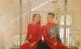 Ưng Hoàng Phúc và vợ siêu mẫu đẹp đôi trong áo dài Tết